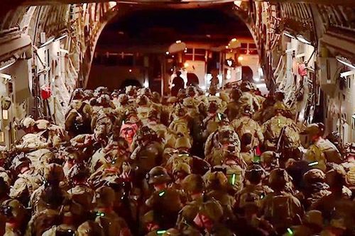 Mỹ công bố video chuyến bay sơ tán cuối cùng rời Afghanistan