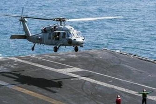 Trực thăng MH-60S của Hải quân Mỹ rơi ngoài khơi bờ biển San Diego