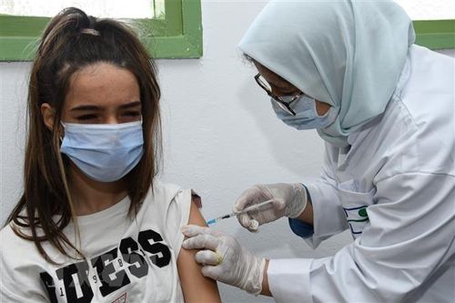 Nguy cơ viêm cơ tim do mắc COVID-19 cao hơn nguy cơ từ vaccine