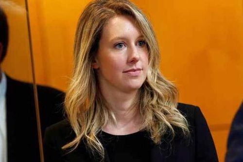 Đường đến vành móng ngựa của Elizabeth Holmes, nữ tỷ phú tự thân từng được tung hô