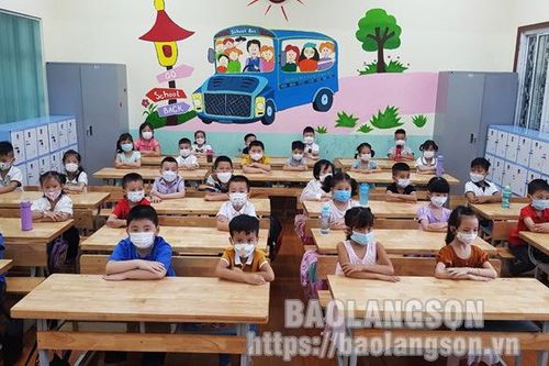 Lạng Sơn: Ngày tựu trường năm học 2021 – 2022 nhanh, gọn, an toànTin khácCuộc thi 'Đại sứ Văn hóa đọc' năm 2021: Lan tỏa phong trào đọc sách đến cộng đồngCách mạng Tháng Tám thành công - đánh dấu thắng lợi đầu tiên cho con đường Hồ Chí Minh lựa chọn