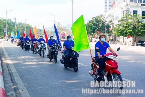 Các huyện, thành đoàn, đoàn trực thuộc: Đồng loạt ra quân tuyên truyền an toàn giao thôngTin khácNhớ về những ngày Cách mạng Tháng Tám ở Lạng SơnĐể Lễ khai giảng năm học mới: An toàn, trang trọng, ý nghĩa