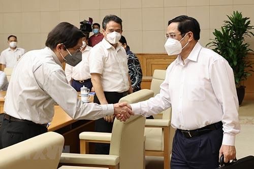 Chùm ảnh: Thủ tướng gặp gỡ bác sỹ, nhà khoa học, nhà giáo trong lĩnh vực y tế
