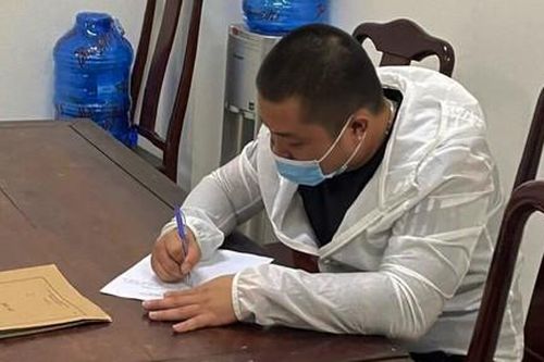 Vụ vào phòng trọ đánh người: Công an triệu tập nhóm đối tượng liên quan