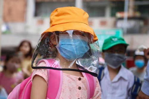 Phát hiện nhiều ca F0, Nam Định yêu cầu hơn 60.000 học sinh nghỉ học