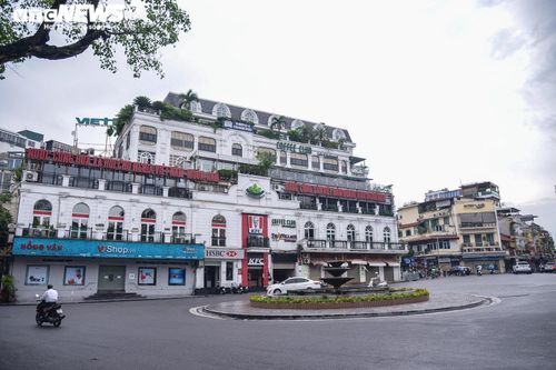 Hà Nội là khu vực nguy cơ cao, cần kiên trì giãn cách xã hội