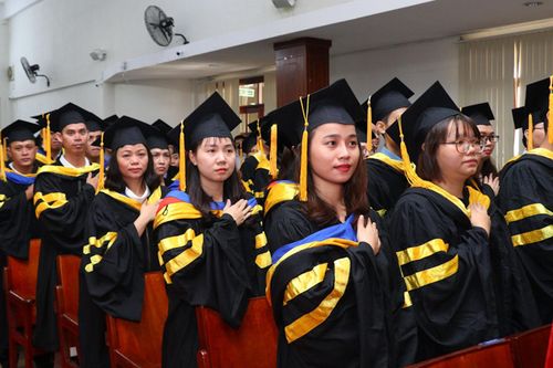 Đào tạo thạc sĩ: Cho phép thi tuyển trực tuyến