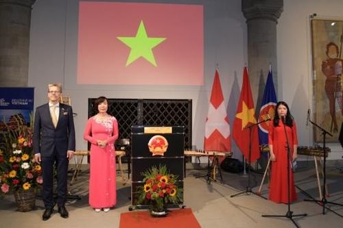Đại sứ quán Việt Nam tại Thụy Sỹ long trọng kỷ niệm 76 năm Quốc khánh và 50 năm quan hệ ngoại giao