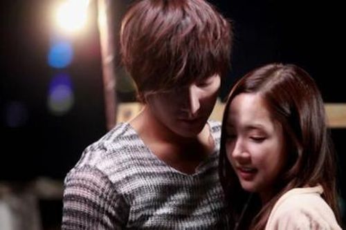 Những mỹ nhân xứ Hàn từng sánh đôi với Lee Min Ho