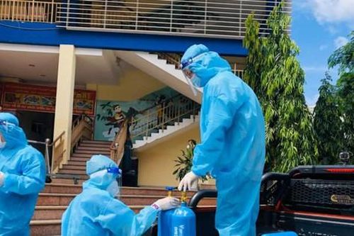 Đề xuất cơ chế ưu tiên đặc biệt vận chuyển ô xy y tế được ra, vào, đi qua các đường cấm