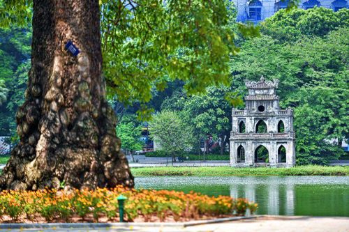 Hà Nội 2/9: Nhớ lúc thong dong ngắm lễ thượng cờ, hít hà không khí chớm thu