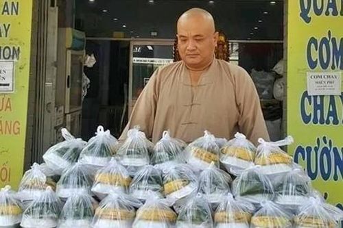 Làm từ thiện dễ hay khó?