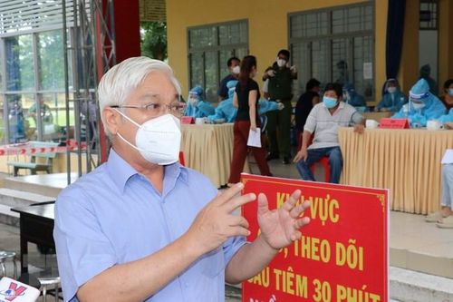 Người dân tỉnh Bình Dương hưởng ứng tiêm vaccine Vero Cell