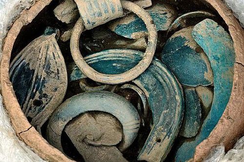 Vô tình tìm thấy 'kho báu 3.000 năm' của Pháp, giới khảo cổ dậy sóng: Đây là phát hiện tuyệt nhất từ trước đến nay!
