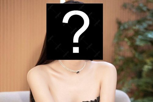 Rộ clip gây chấn động: Một ca sĩ kiêm Hoa hậu nổi tiếng nói xấu đồng nghiệp, kể chuyện 18+ với bạn trai