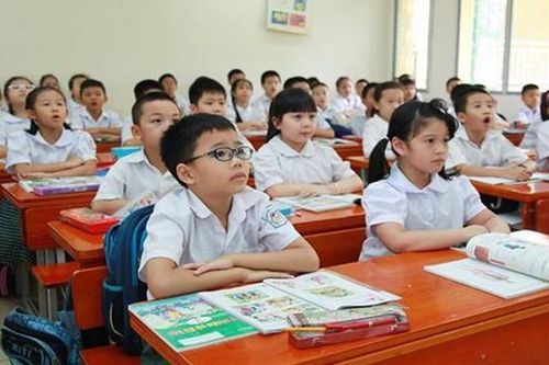 19 đối tượng được miễn học phí từ 15/10/2021