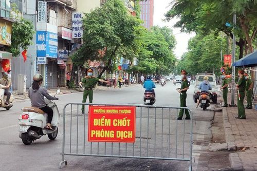 Hà Nội: Kiểm soát chặt giấy đi đường trong ngày đầu nghỉ lễ