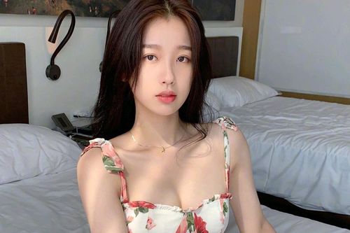 Cái bẫy từ lò đào tạo ca sĩ