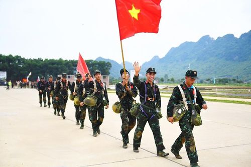 Đội Việt Nam giành huy chương bạc nội dung Vùng tai nạn ở Army Games