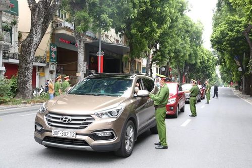 Hà Nội: Kiểm soát chặt giấy đi đường trong kỳ nghỉ lễ 2/9