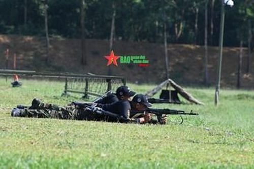 Súng trường AK-74M được sử dụng trong thi đấu tại nội dung 'Xạ thủ bắn tỉa'