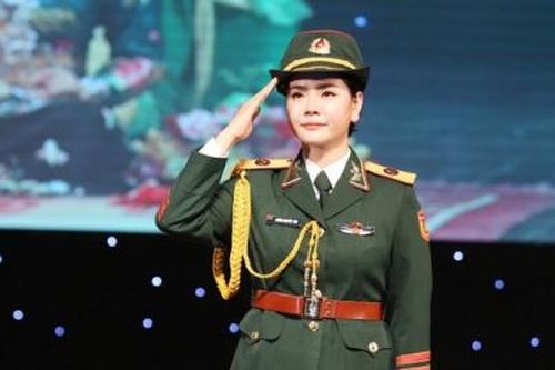 Ca sĩ Lương Nguyệt Anh đoạt giải ba Đơn ca nữ tại Army Games 2021 ở Nga