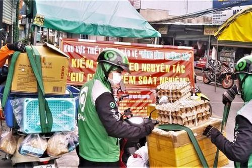 Quận, huyện đầu tiên ở TPHCM kiểm soát được đại dịch COVID-19