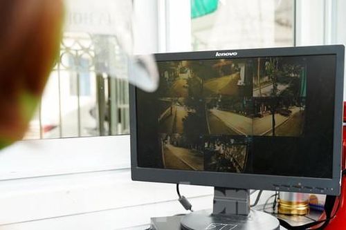 'Mắt thần' giám sát khu cách ly tập trung F1 ở Hà Nội