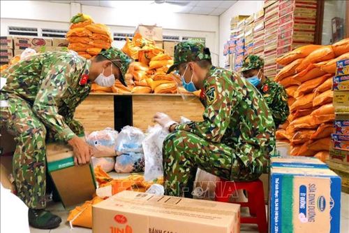 Những người lính trong tâm dịch - Bài 1: Muôn nẻo đường trên các mặt trận