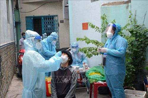 Những người lính trong tâm dịch - Bài cuối: Những con người thầm lặng