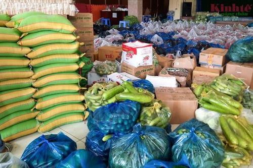 Mỗi ngày có 40.000 – 55.000 combo nông sản được chuyển về TPHCM