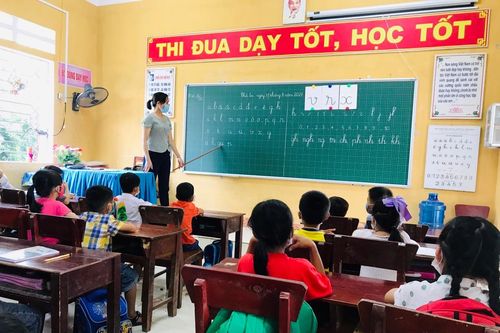 Gần 600 học sinh tỉnh Phú Thọ học nhờ nơi đang lưu trú do dịch bệnh COVID-19