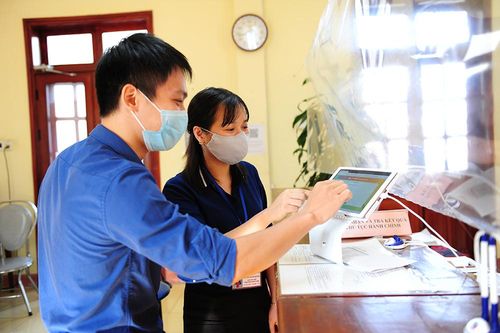 Tạo hài lòng về cơ quan hành chính nhà nước