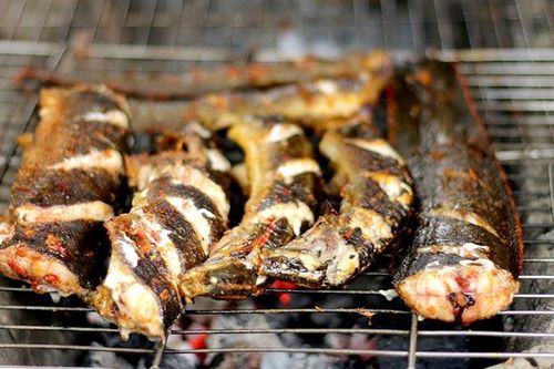 Đặc sản cá chạch nướng