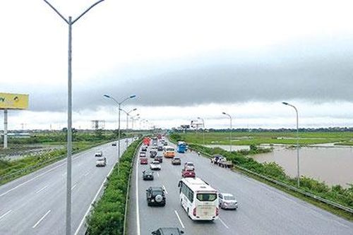 Thêm 5 nhóm ôtô được miễn phí đường bộ