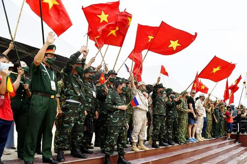 Đội tuyển Việt Nam vô địch 'Xạ thủ bắn tỉa' Army Games 2021