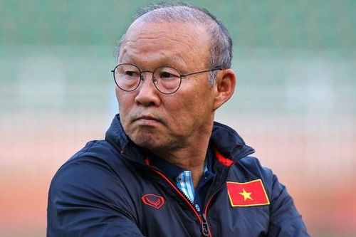 Vì sao tuyển Việt Nam phải chịu nhiều phạt đền?