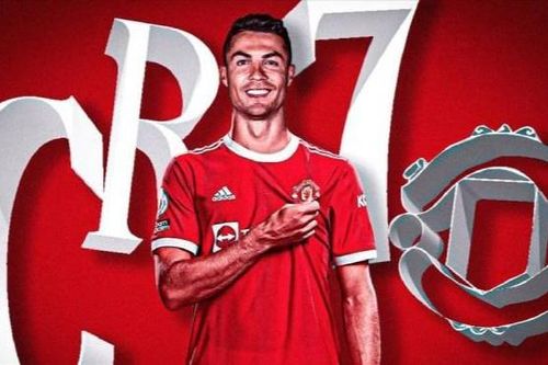 Kỷ lục áo đấu của Ronaldo được bán ở Premier League