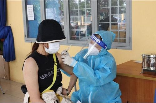 TP Hồ Chí Minh tổ chức tiêm chủng vaccine phòng Covid-19 từ ngày 1 đến ngày 15/9