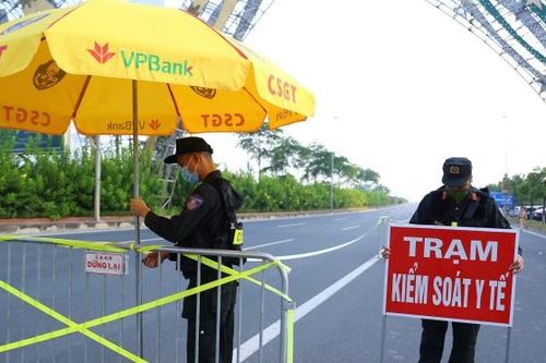 Hà Nội lập 21 chốt kiểm soát tại nơi có mật độ giao thông cao vào 'vùng đỏ'