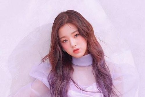 'Thần tượng đẹp nhất ngoài đời thực' được xướng tên, netizens sững sờ
