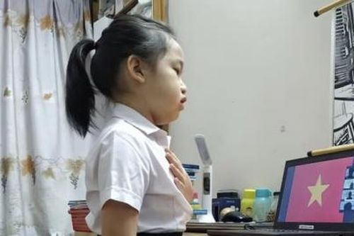 Thầy trò Hà Nội trước lễ khai giảng trực tuyến lịch sử