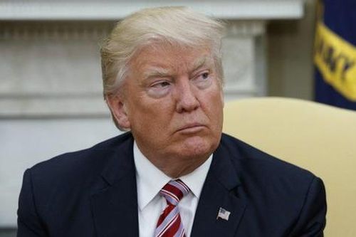 Ủng hộ vắc-xin, nhưng ông Trump 'có thể sẽ không tiêm mũi ba'