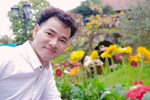 Biệt thự nhà vườn rộng rãi ở ngoại ô của Xuân Bắc