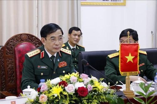 Bộ trưởng Bộ Quốc phòng Phan Văn Giang tiếp Thứ trưởng Bộ Quốc phòng Nga Krivoruchko Aleksei Iurievich