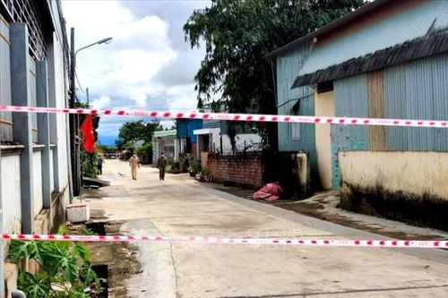 Gia Lai: Tụ tập ăn nhậu trong lúc giãn cách, 5 thanh niên bị phạt 50 triệu đồng