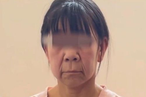 Cô bé 14 tuổi mang khuôn mặt của cụ bà 70: 'Mẹ ơi, tại sao mẹ lại sinh ra con?'