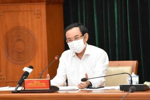Bí thư TP.HCM: Chọn Củ Chi và quận 7 thí điểm cho kịch bản 'bình thường mới'