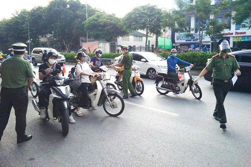 Xử lý 151 trường hợp vi phạm quy định phòng, chống dịch qua 23 chốt kiểm soát