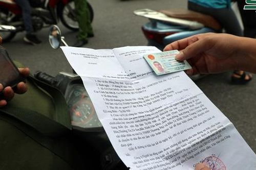 15 bước đăng ký 'Giấy đi đường' mới qua mã QR code, Hà Nội khẩn trương chuẩn bị hạ tầng để cấp cho người dân